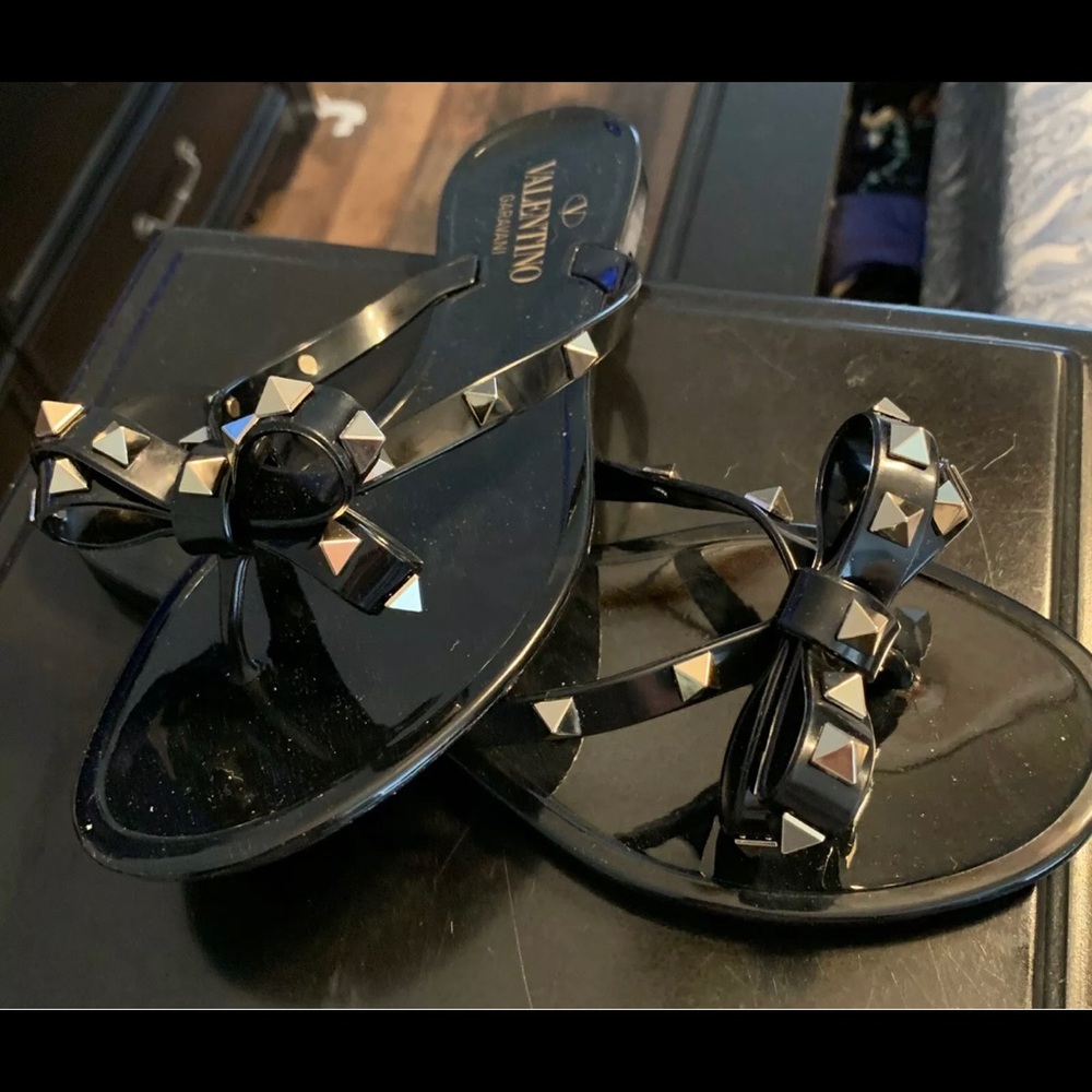 Valentino Rock Stud Flip Flop New, No Box